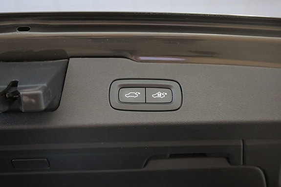 Volvo V60 28 of 28