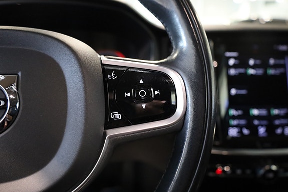 Volvo V60 25 of 28