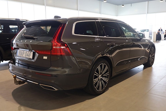 Volvo V60 5 of 28