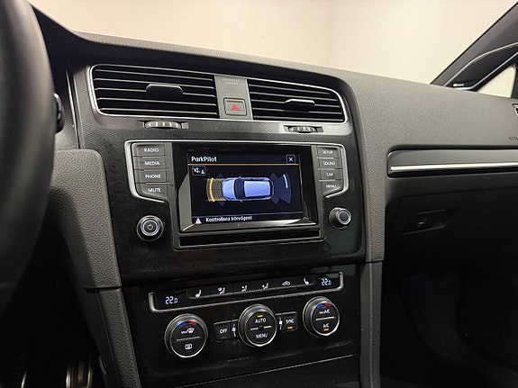 Volkswagen Golf I 17 of 21