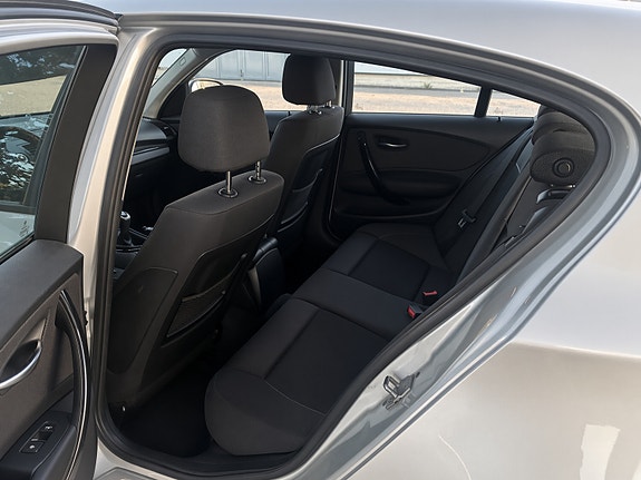 BMW 118d 9 of 10