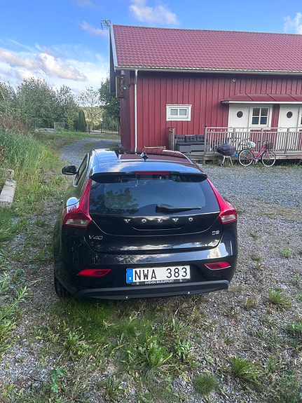Volvo V40 5 of 10
