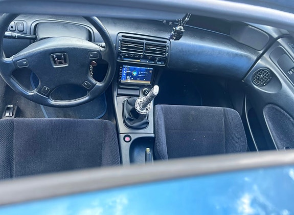 Honda Prelude 3 of 9