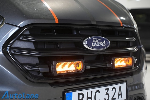 Ford Transit Custom 12 of 30