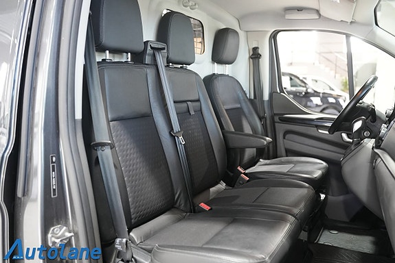 Ford Transit Custom 21 of 30