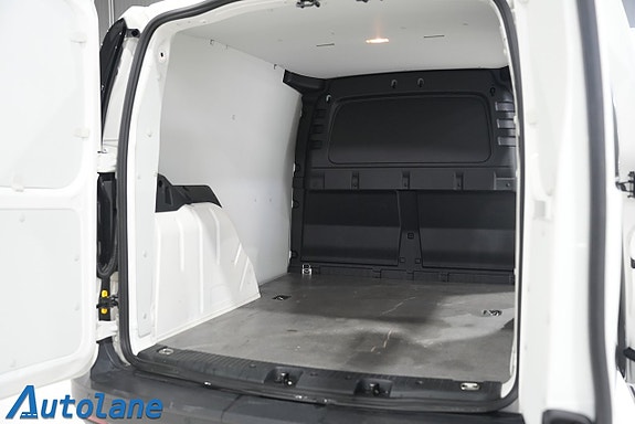 Volkswagen Caddy 13 of 27