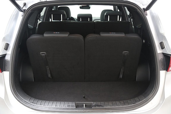 Hyundai Santa Fe 30 of 30