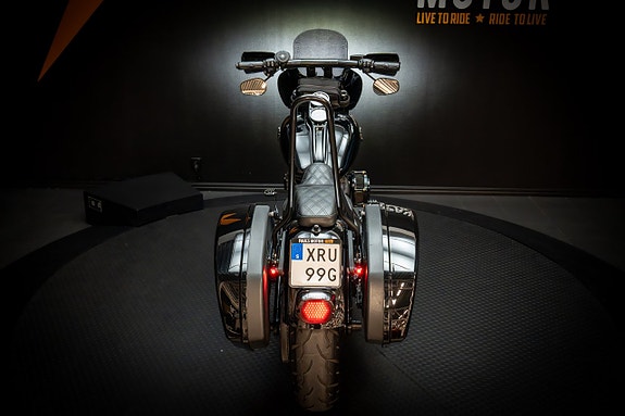 Harley-Davidson Low Rider S FXLRS Steg2 "Bassani" 4 of 20