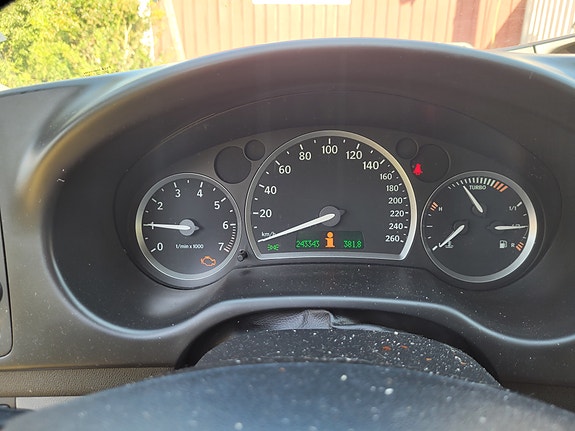 Saab 9-3 2 of 4
