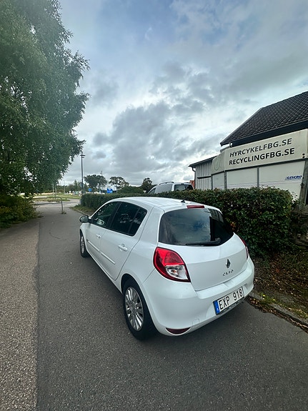 Renault Clio 4 of 6