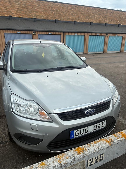 Ford Focus 3 of 5