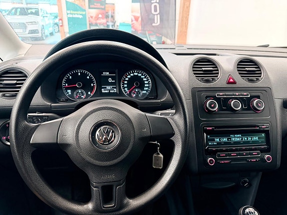 Volkswagen Caddy 9 of 16