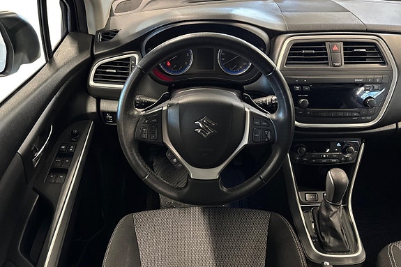 Suzuki SX4 S-Cross 16 of 25