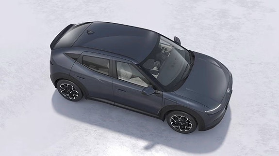 Hyundai IONIQ 3 of 9