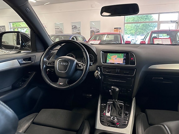 Audi Q5 12 of 26
