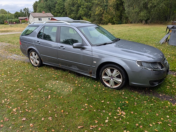 Saab 9-5 2 of 13