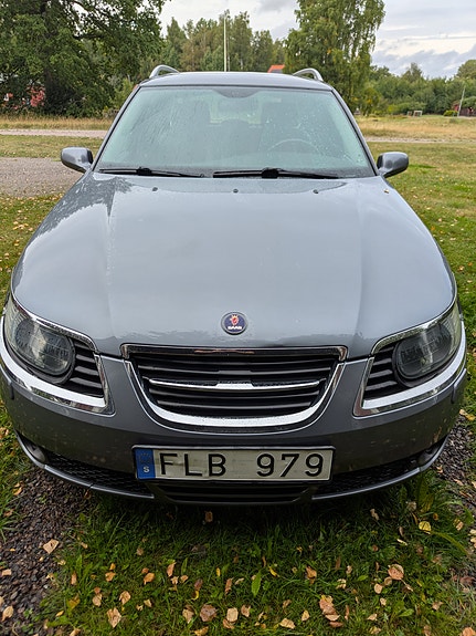 Saab 9-5 3 of 13
