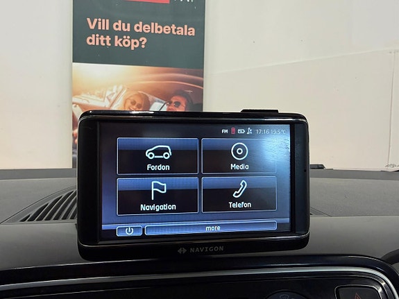 Volkswagen UP! 17 of 17