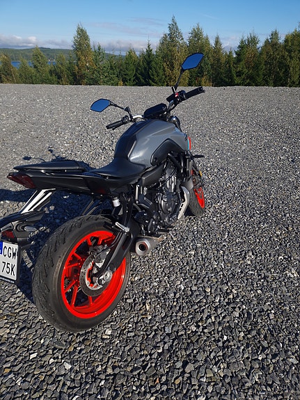 Yamaha MT-07 3 of 4