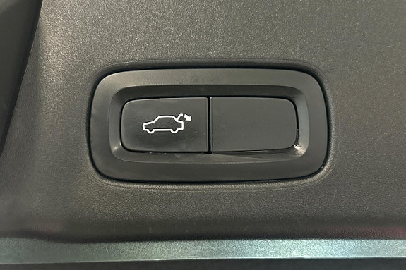 Volvo V90 Cross Country 23 of 26