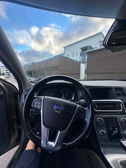 Volvo V60 6 of 7