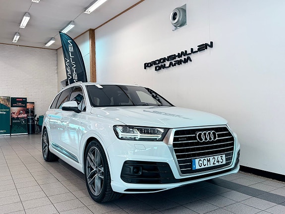 Audi Q7 3 of 29