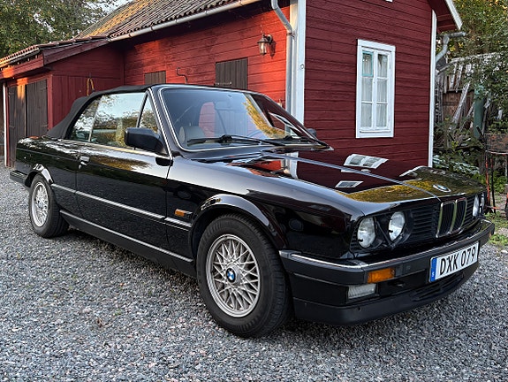 BMW 325i 18 of 21