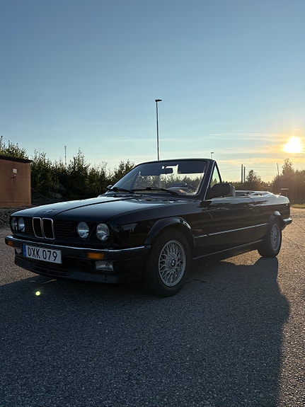 BMW 325i 2 of 21