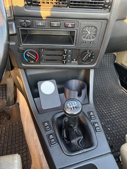 BMW 325i 9 of 21