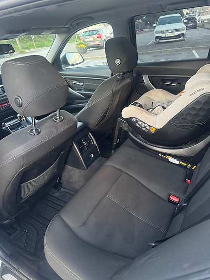 BMW 320d 6 of 6