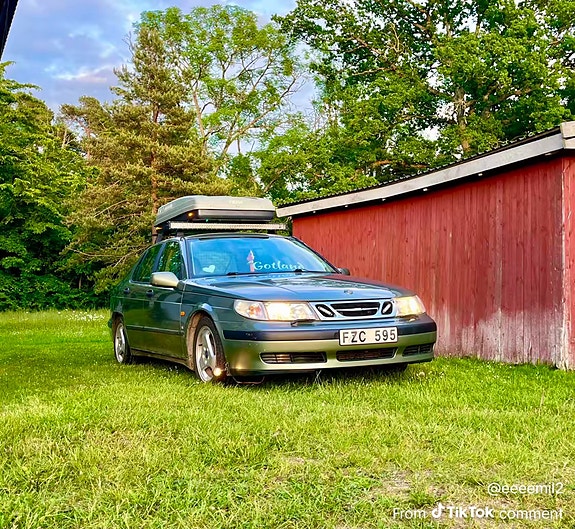 Saab 9-5 2 of 10