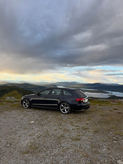 Audi A4 4 of 6