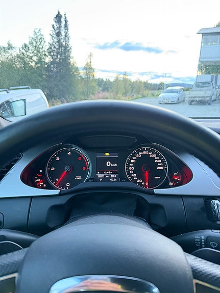 Audi A4 6 of 6