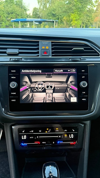 Volkswagen Tiguan Allspace 16 of 23