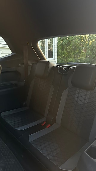 Volkswagen Tiguan Allspace 19 of 23