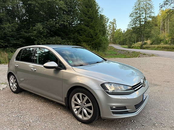 Volkswagen Golf VII 4 of 6