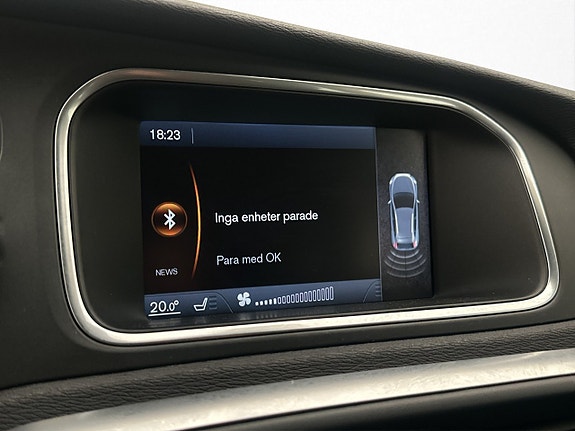Volvo V40 Cross Country 16 of 27