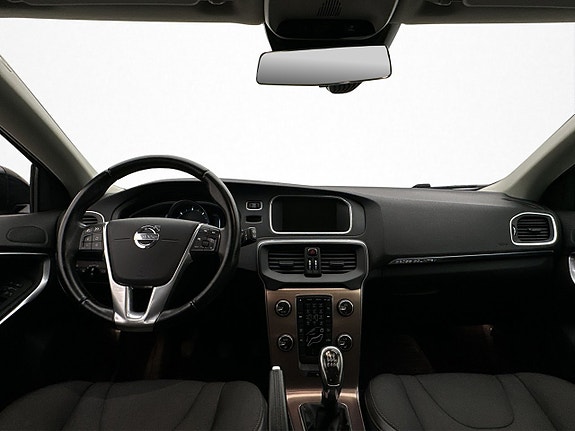 Volvo V40 Cross Country 19 of 27