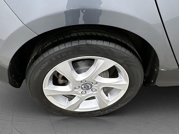 Volvo V40 Cross Country 26 of 27