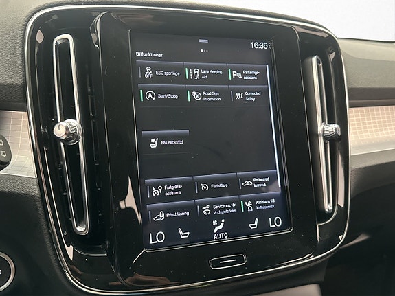 Volvo XC40 22 of 30