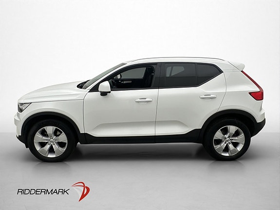 Volvo XC40 4 of 30