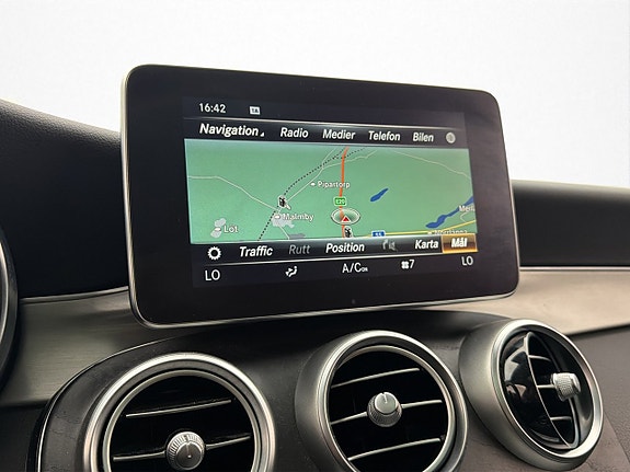 Mercedes-Benz GLC250 d 24 of 30