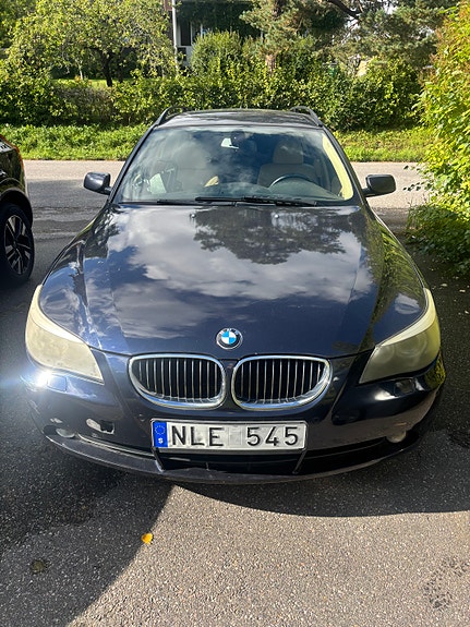 BMW 530i 2 of 8