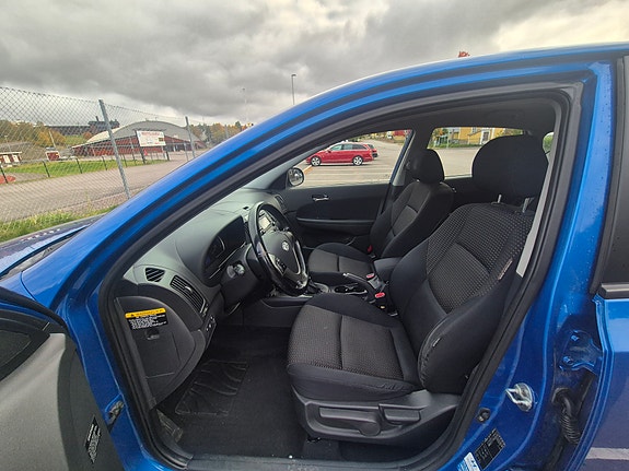 Hyundai i30 6 of 7