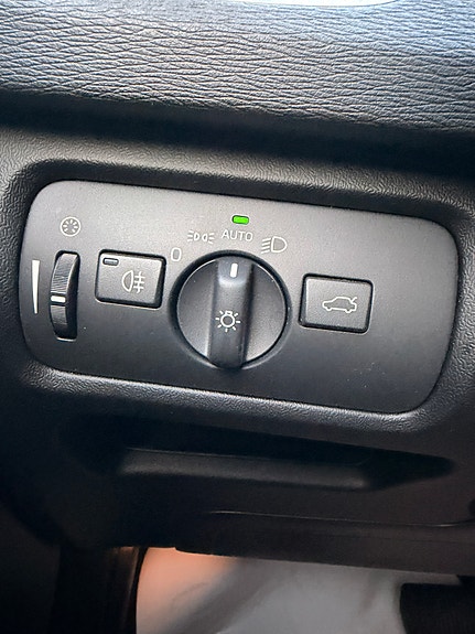 Volvo V40 16 of 22