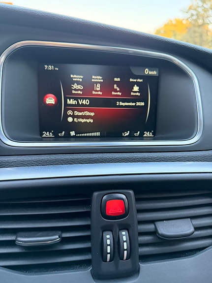 Volvo V40 18 of 22