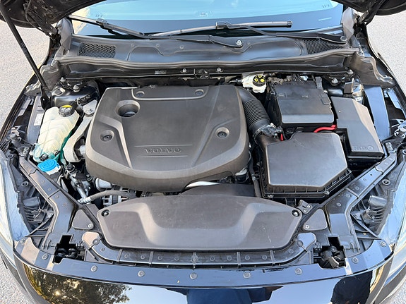 Volvo V40 9 of 22