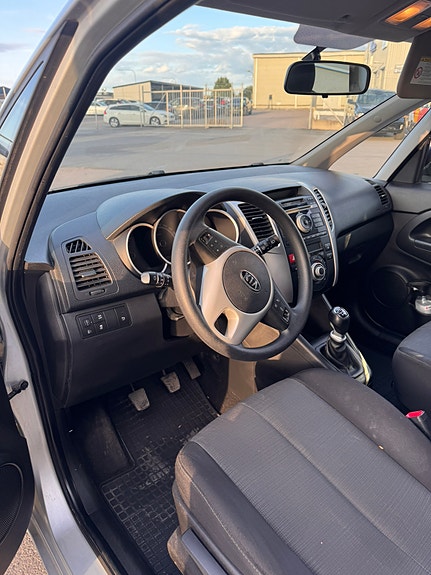 Kia Venga 8 of 8