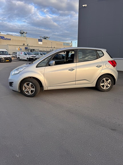 Kia Venga 5 of 8