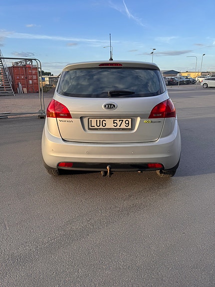 Kia Venga 6 of 8